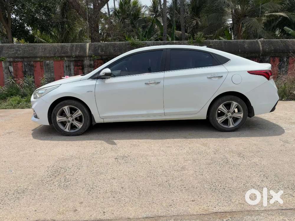 Hyundai Verna 2018 Petrol 110000 Km Driven Two Key Available