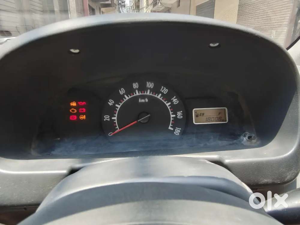 Maruti Alto K10 Lxi 2014 (silky Silver)