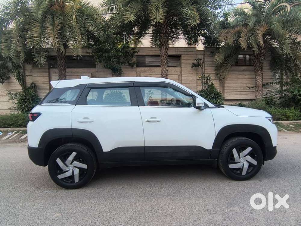 Maruti Suzuki Brezza 1.5 Lxi Smart Hybrid, 2022, Petrol