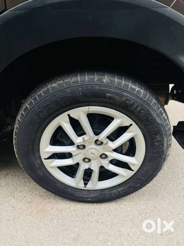 Renault Triber Rxt, 2024, Petrol