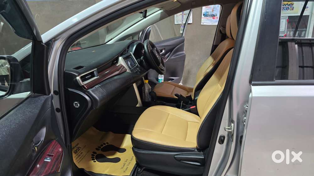 Toyota Innova Crysta 2.7 Gx At 8s, 2017, Diesel