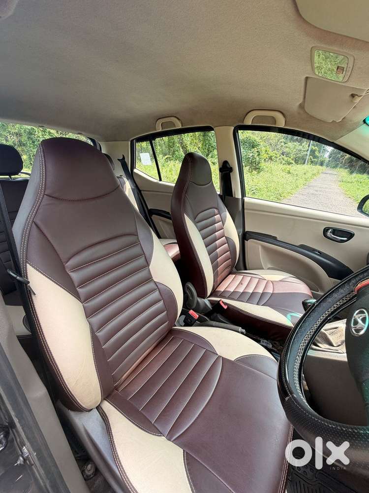 Hyundai I10 Sportz, 2012, Petrol