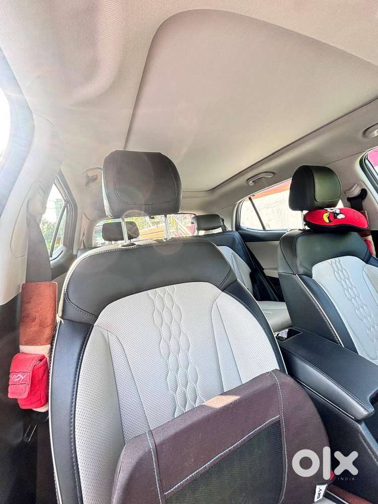Hyundai Creta Sx(o) 1.5 Petrol Ivt Automatic100th Anniversary Le
