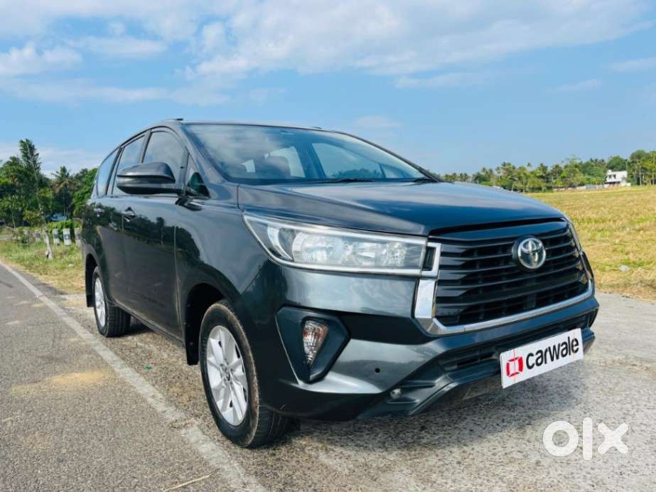 Toyota Innova Crysta 2.4 G Mt 8s, 2017, Diesel