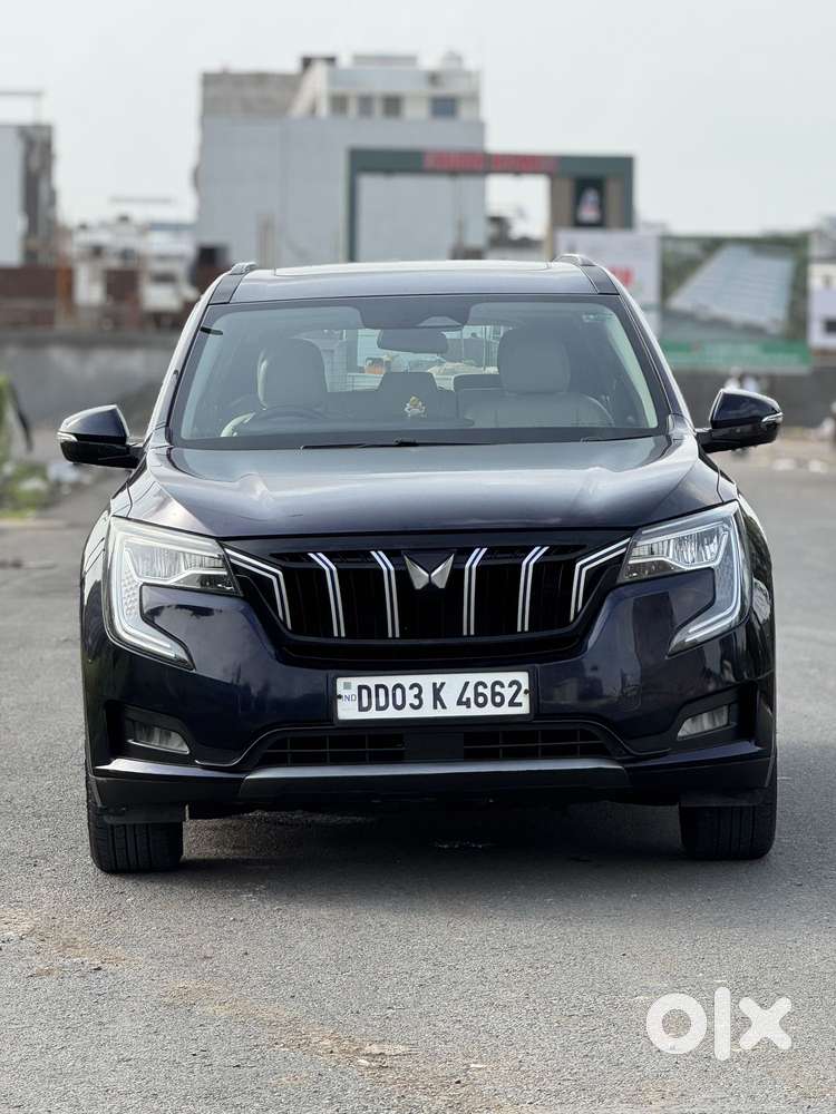 Mahindra Xuv700 2.0 Ax 7 Petrol At Str, 2022, Petrol