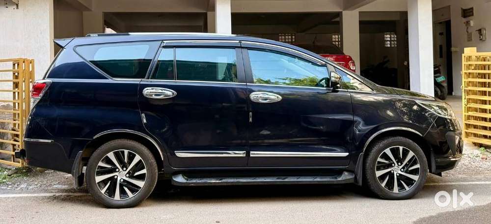 Toyota Innova Crysta 2.4 Z 7 Str, 2022, Diesel