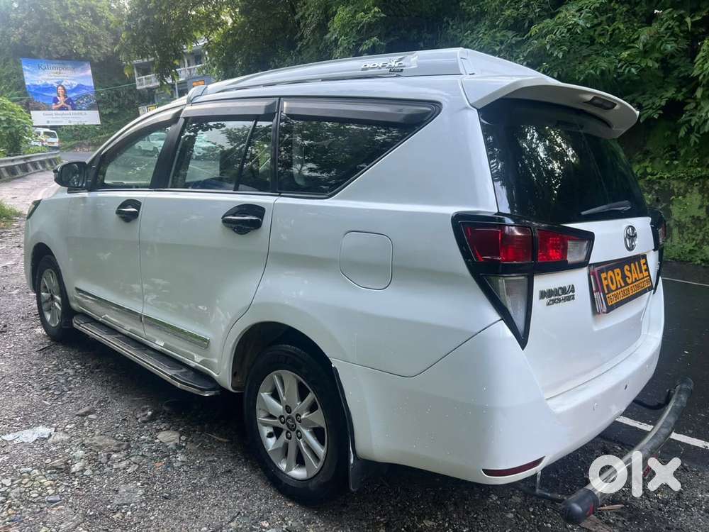 Toyota Innova Crysta 2.4 Gx Mt, 2017, Diesel