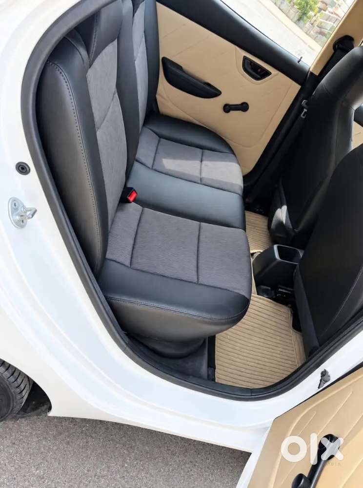 Hyundai Eon 2013 Variant