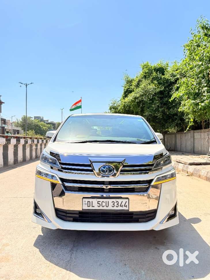 Toyota Vellfire Vip – Executive Lounge, 2022, Petrol