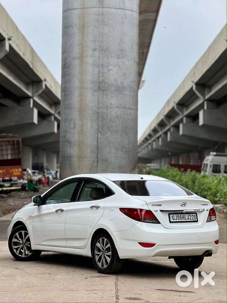 Hyundai Verna Crdi Vgt Sx 1.5, 2014, Diesel