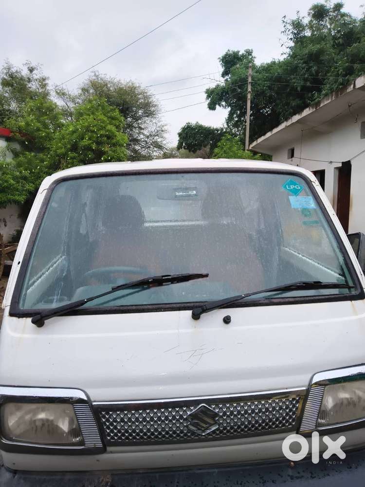 Maruti Omni 8-seater 2015