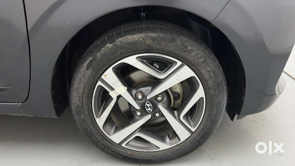 Hyundai Aura 1.2 Sx Cng, 2023, Cng & Hybrids