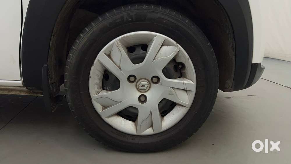 Renault Kwid 1.0 Rxt Amt, 2023, Petrol