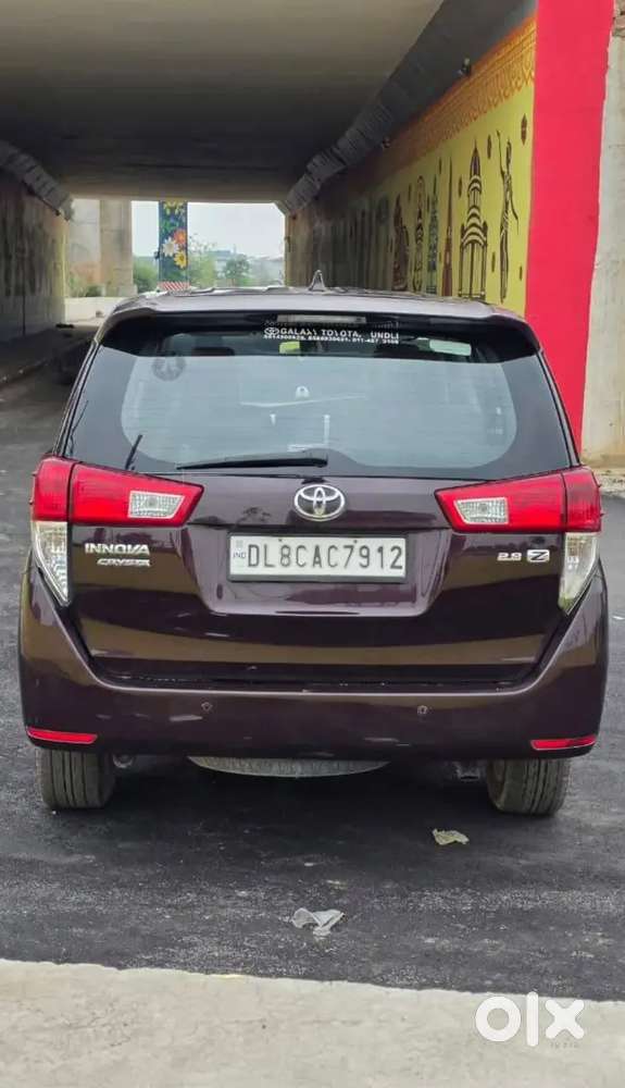 Toyota Innova Crysta 2.8z 2016