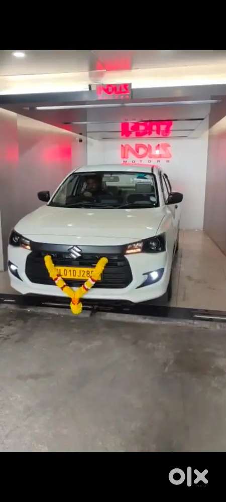 Maruti Suzuki Dzire 2026 Cng & Hybrids 8000 Km Driven