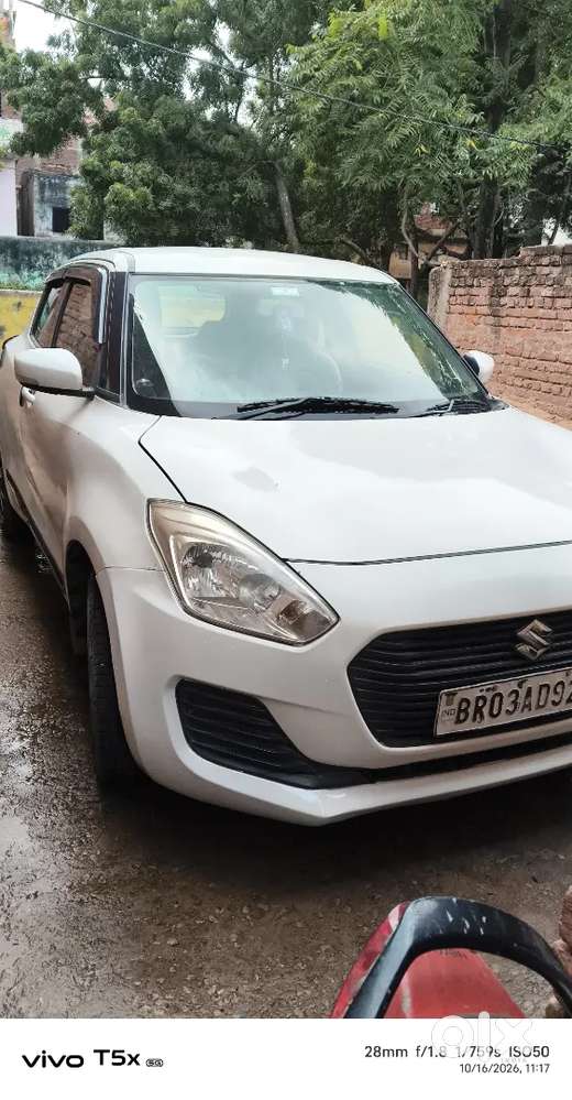 Maruti Suzuki Swift Vxi 2021 Cng Petrol...ek Dam New Condition