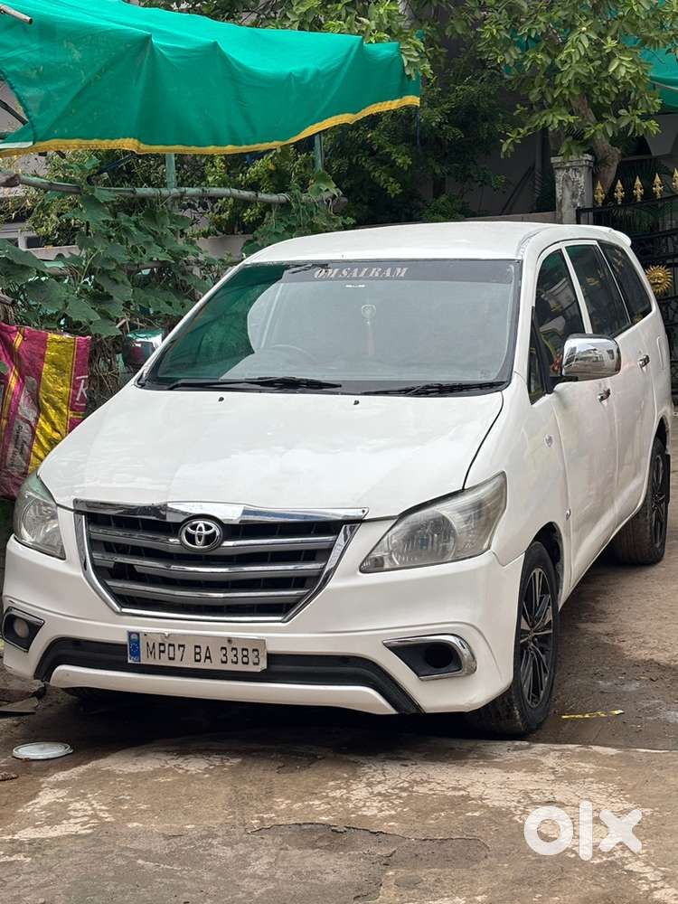 Toyota Innova Diesel 2015 Model
