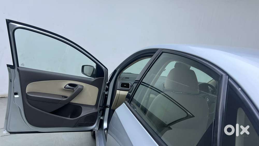 Volkswagen Vento Petrol Highline, 2013, Petrol