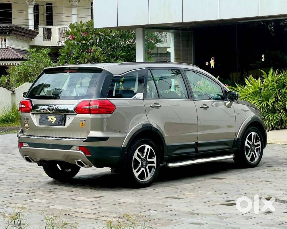 Tata Hexa 2.2 Xta 4x2 6 Str Dual Tone, 2018, Diesel
