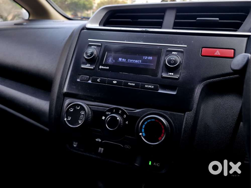 Honda Jazz V Cvt, 2015, Petrol