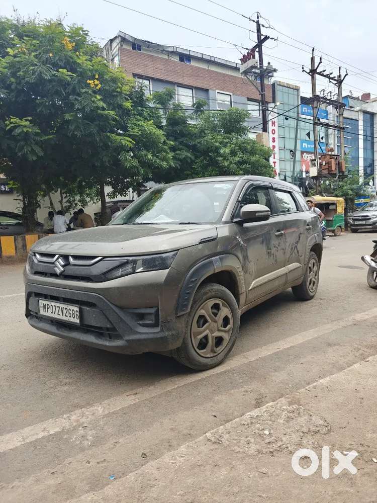Maruti Brezza Lxi 2025