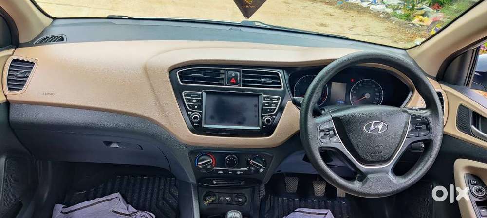 Hyundai I20 Asta (o) 1.2 Ivt, 2020, Petrol