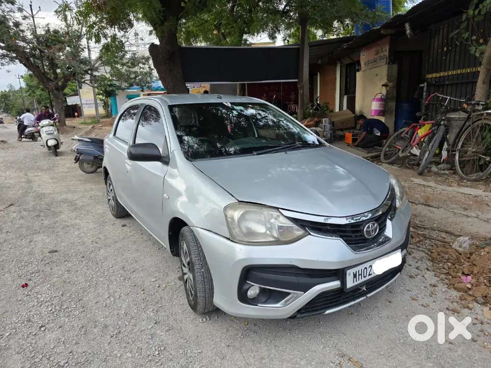 Toyota Etios Liva 2012