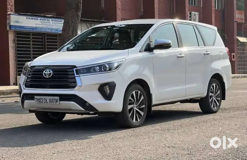 Toyota Innova Crysta Rental Car Self Drive Rent 4000 Per Day