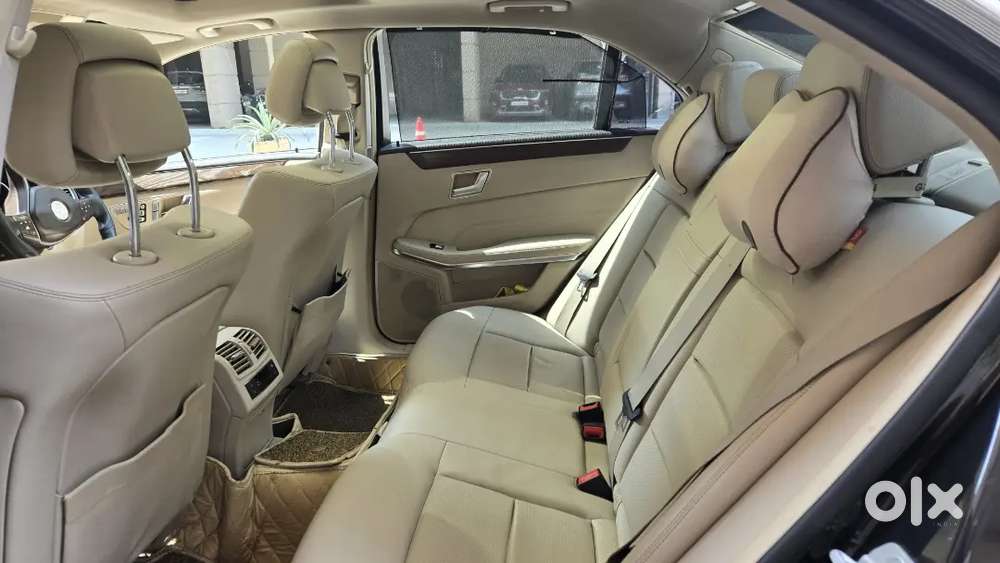 Extremely Well Maintained With Full Accesories Black Colour Fancy No