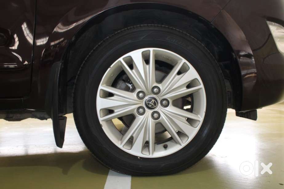 Toyota Innova Crysta 2.8 Z, 2016, Diesel