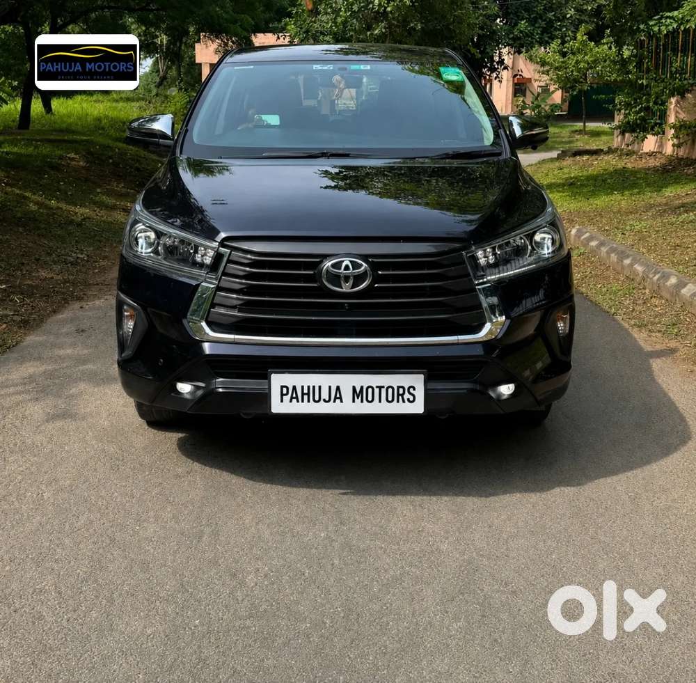 Toyota Innova Crysta 2.7 Zx At, 2022, Petrol