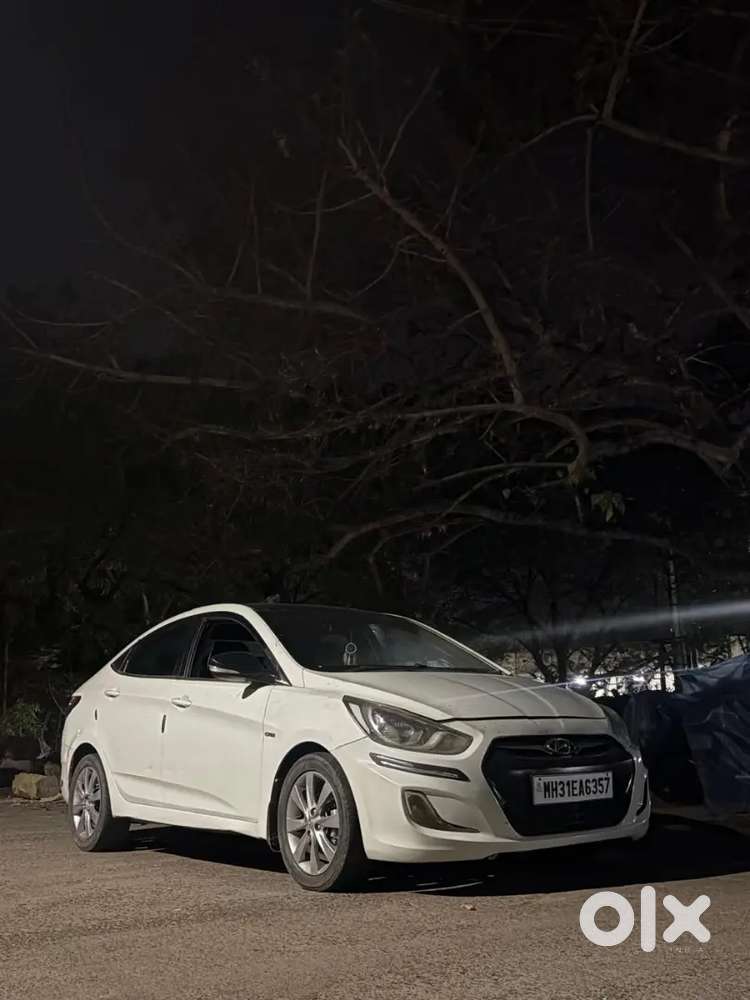 Topend Hyundai Verna 2012 Good Condition