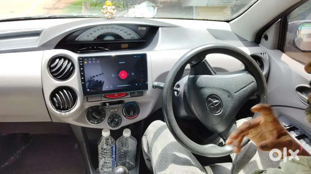 Toyota Etios Liva 2011