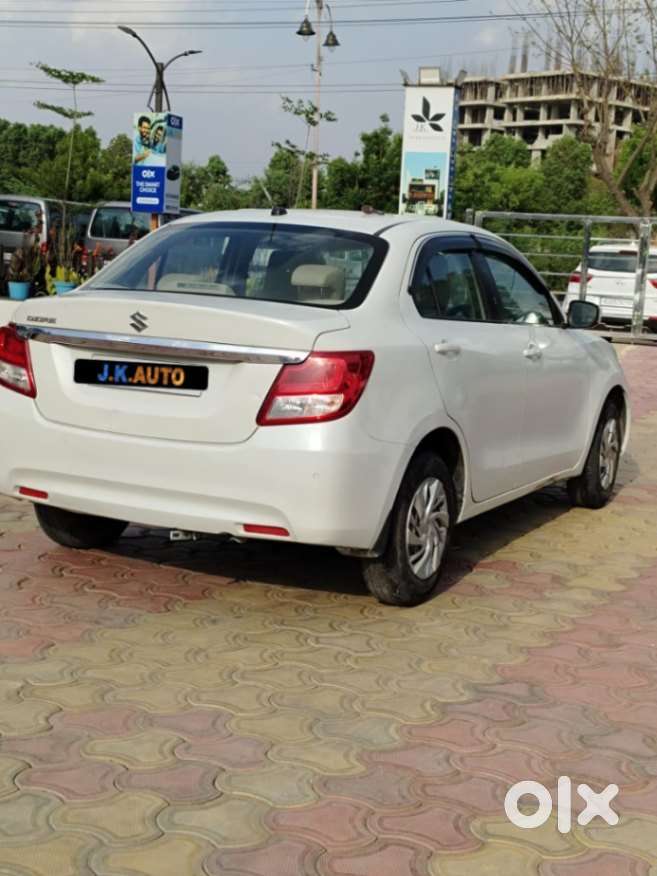 Maruti Suzuki Dzire 1.2 Vxi, 2019, Petrol