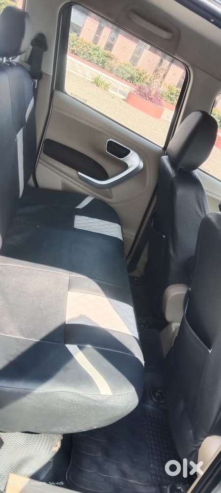 Mahindra Tuv 300 T8, 2018, Diesel