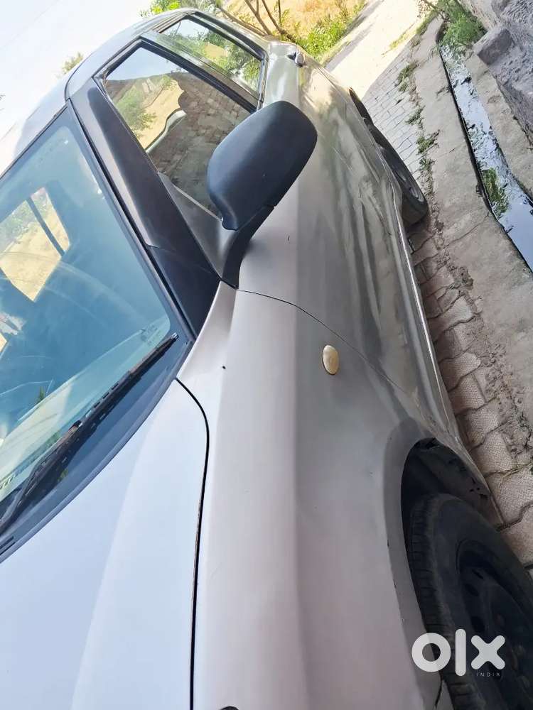 Maruti Suzuki Swift 2006 Petrol 100000 Km Driven