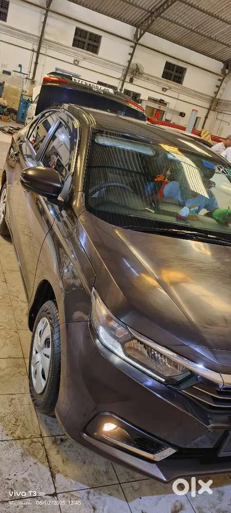 Honda Amaze 2024 Petrol 40000 Km Driven