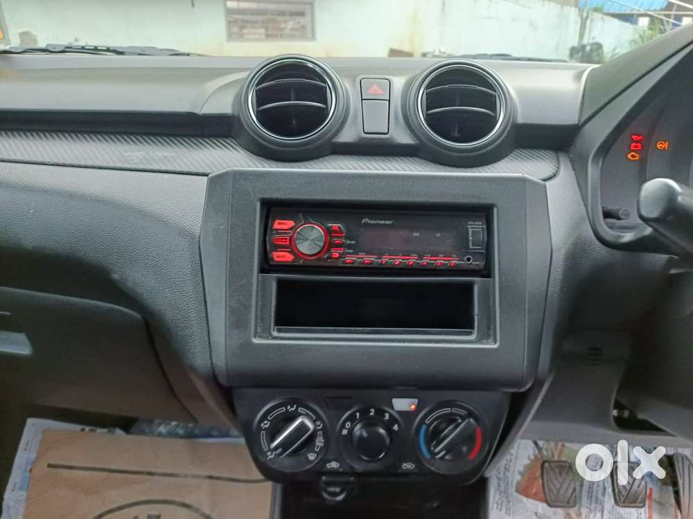 Maruti Suzuki Swift Lxi, 2018, Petrol