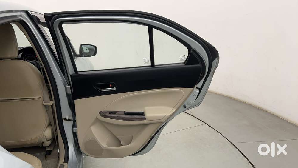 Maruti Suzuki Dzire Vxi Ags, 2024, Petrol