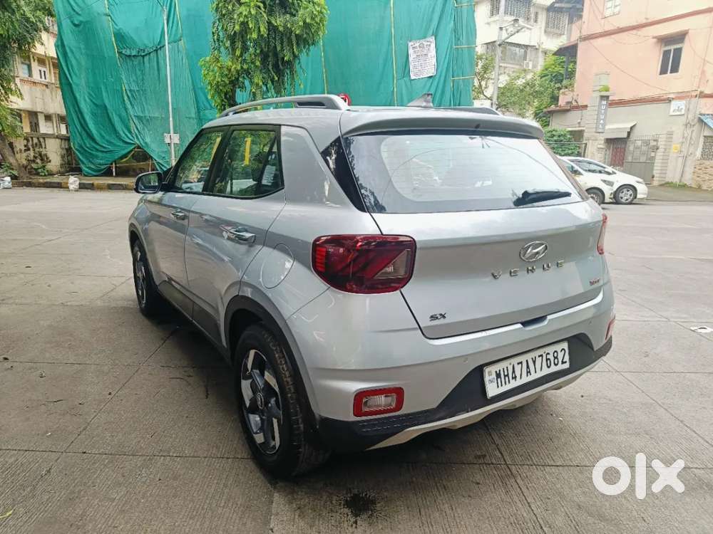 Hyundai Venue Sx (o) Mt 1.0 Turbo Dual Tone, 2021, Petrol