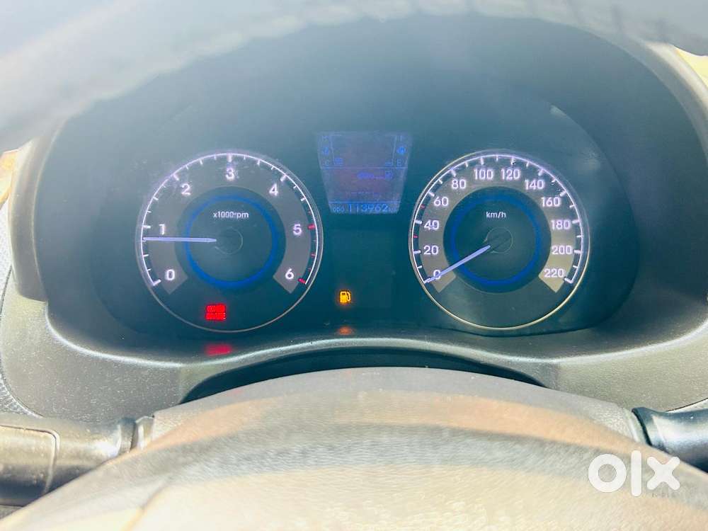 Hyundai Verna Crdi 1.6 Sx, 2011, Diesel