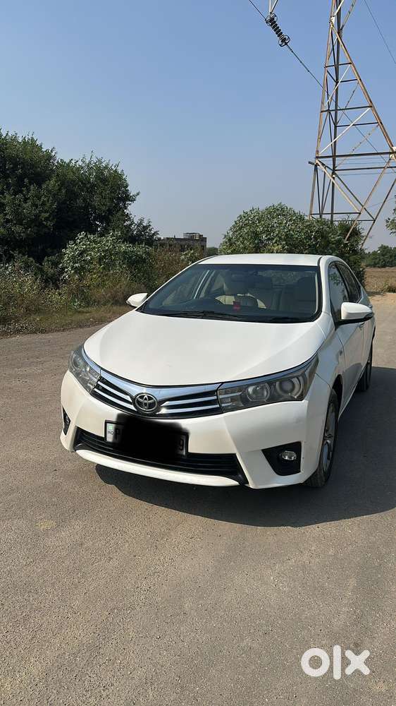 Toyota Corolla Altis Vl At, 2014, Petrol