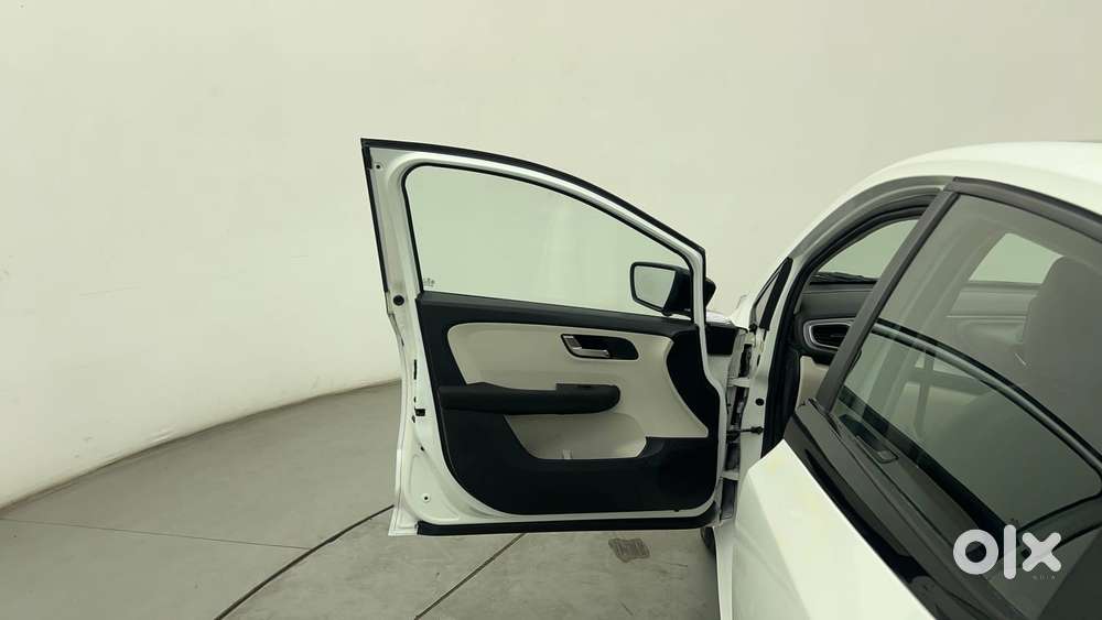 Tata Altroz 1.2 Xz Plus Petrol, 2021, Petrol