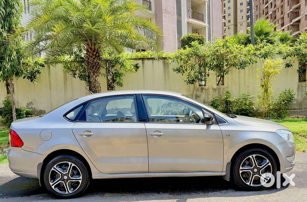 Skoda Rapid, 2012, Petrol