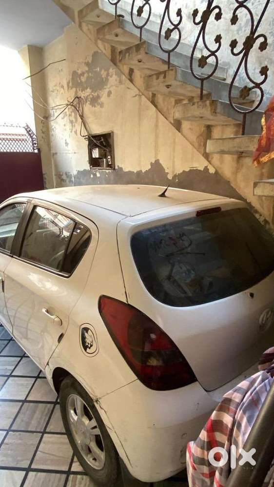 Hyundai Car Manual 2011