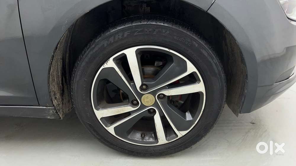 Tata Altroz Xz, 2020, Petrol