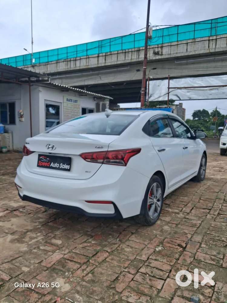Hyundai Verna Fluidic 1.6 Vtvt Sx Opt, 2019, Petrol