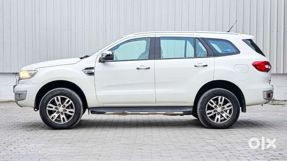 Ford Endeavour 3.2 Titanium At 4x4, 2016, Diesel