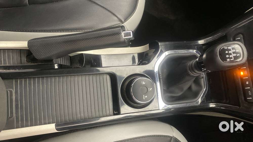 Tata Nexon 1.2 Revotron Xz Plus (s), 2021, Petrol