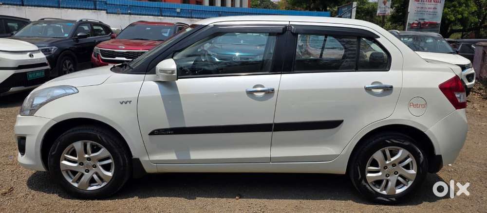Maruti Suzuki Swift Dzire 1.2 Zxi Bsiv, 2014, Petrol